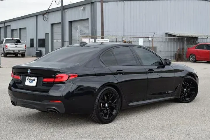 $34983 : BMW 5 Series 2022 540i 4dr S image 6