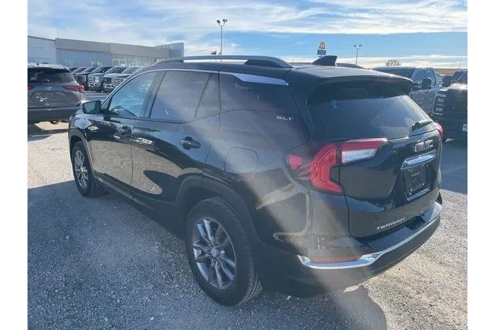 $21400 : GMC Terrain 2024 SLT 4dr SUV image 5
