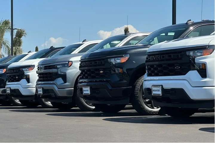 $35900 : BMW 3 Series 2023 330e 4dr S image 10