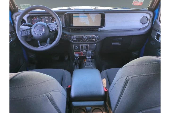 Jeep Gladiator 2025 image 10