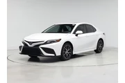 $24998 : Toyota Camry 2024 SE 4dr Sed thumbnail