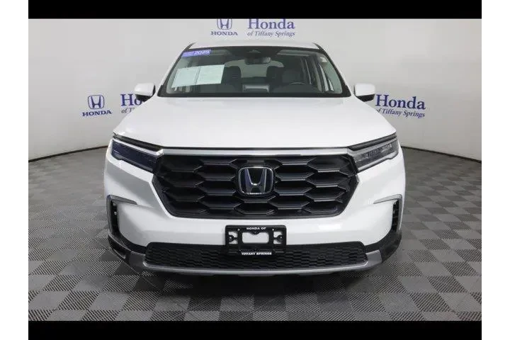$39875 : Honda Pilot 2025 AWD EX-L 4d image 2
