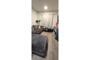 $995 : Recamara en RENTA🏡para MUJER thumbnail
