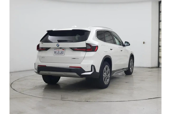 $33998 : BMW X1 2023 AWD xDrive28i 4d image 8
