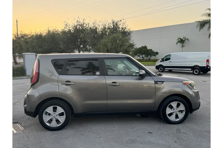 $5300 : Kia Soul image 3
