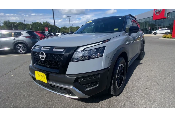 $36928 : Nissan Pathfinder 2024 AWD S image 6