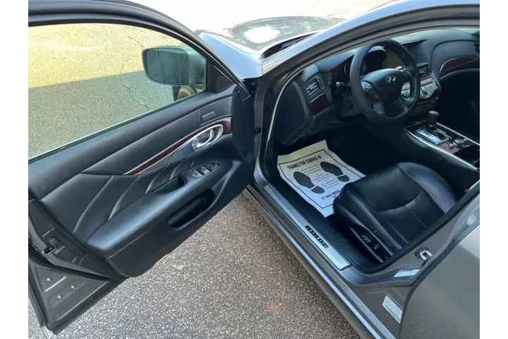 $9999 : 2012 M37 x image 10
