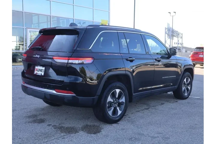 $26877 : Jeep Grand Cherokee 2023 4x4 image 10