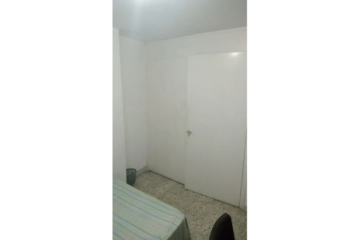 $1400000 : Arrriendo habitacion amoblada. image 1
