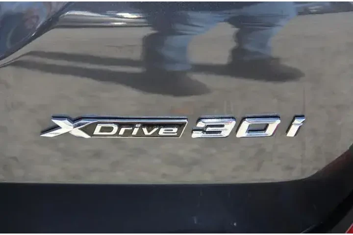 $28990 : BMW X3 2021 AWD xDrive30i 4d image 9