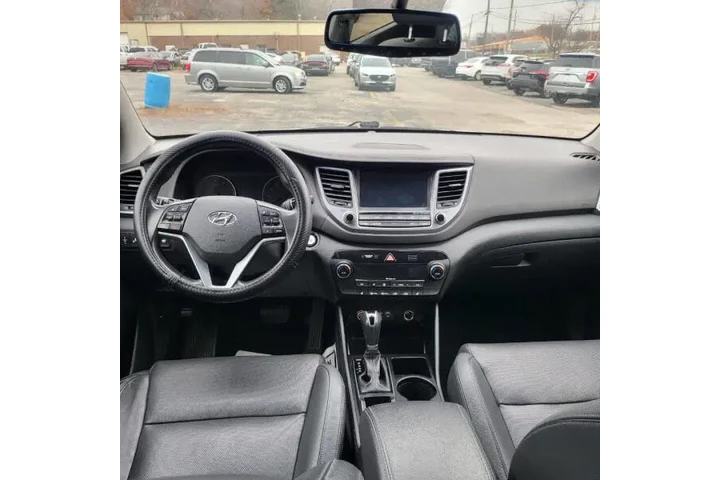 $9999 : 2016 Tucson Limited image 7