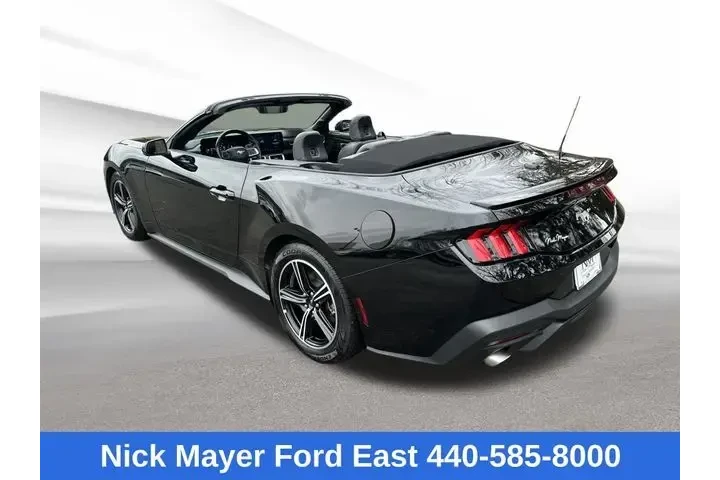 $32995 : Ford Mustang 2025 EcoBoost 2 image 6