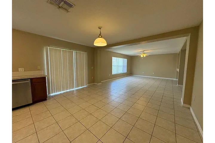 $2500 : 12548 Oulton Cir, Orlando, FL image 5