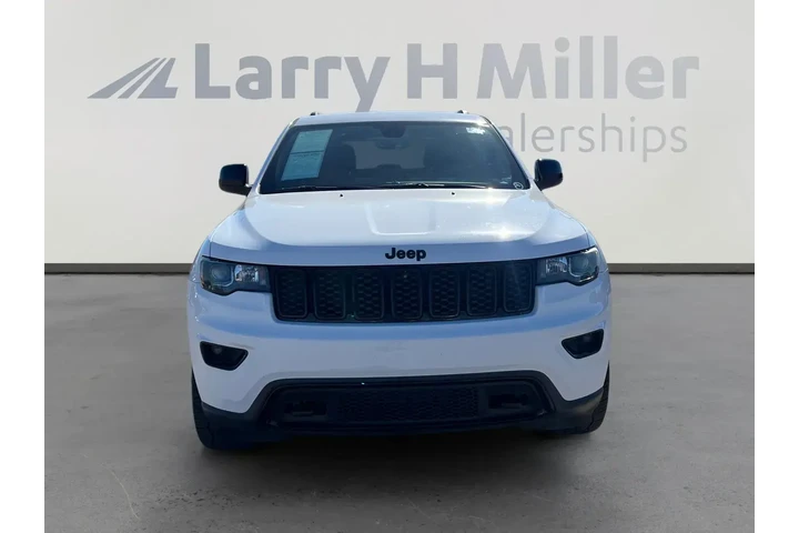 Jeep Grand Cherokee 2018 4x4 image 8