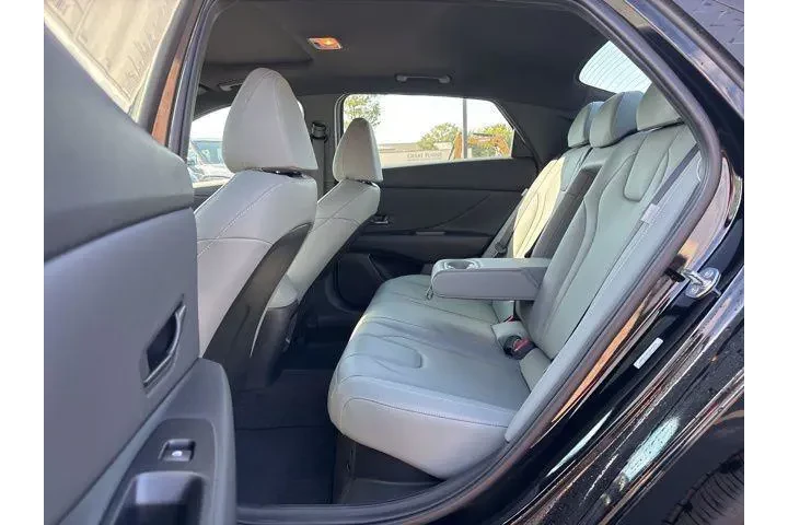 $27998 : Hyundai ELANTRA Hybrid 2025 image 5