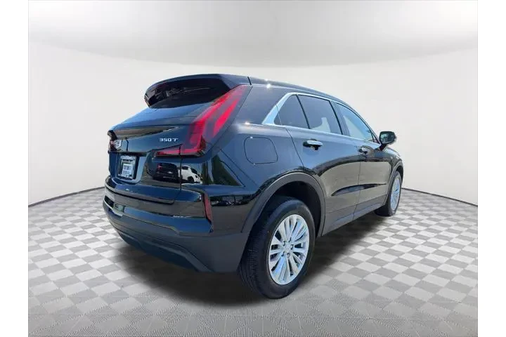 $29993 : Cadillac XT4 2024 Luxury 4dr image 5