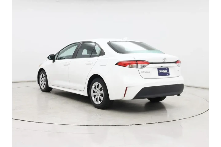 $19998 : Toyota Corolla 2024 LE 4dr S image 2
