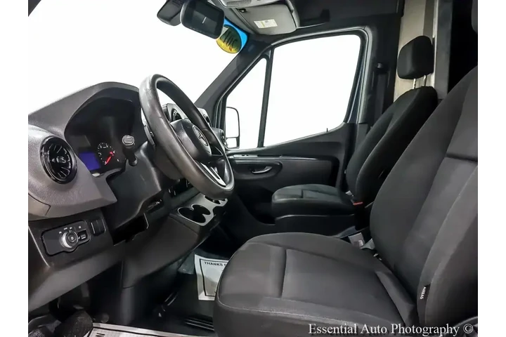 $24995 : Mercedes-Benz Sprinter 2019 image 10