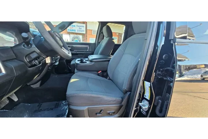 $23990 : 2022 RAM 1500 Classic Warlock image 10