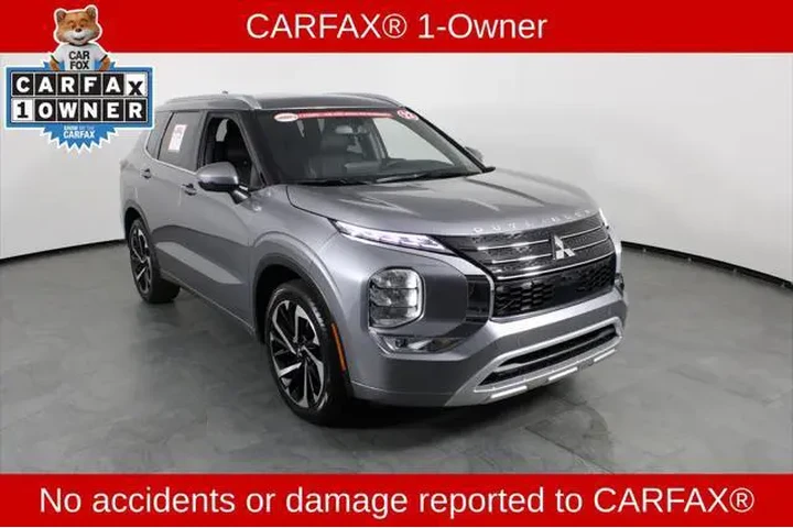 $24987 : Mitsubishi Outlander 2022 SE image 4