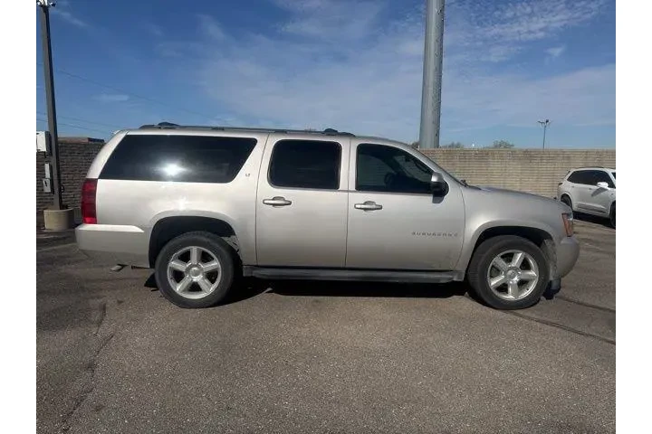 $8990 : Chevrolet Suburban 2007 4WD image 8