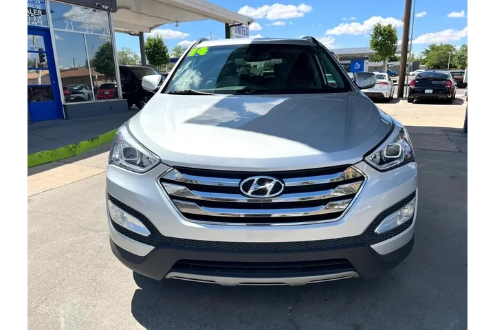 2014 Santa Fe Sport 2.0T FWD image 2