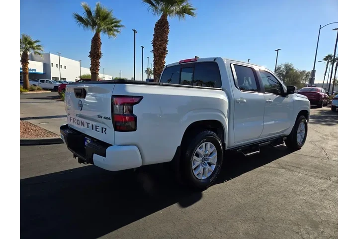 $28991 : Nissan Frontier 2022 4x4 SV image 6