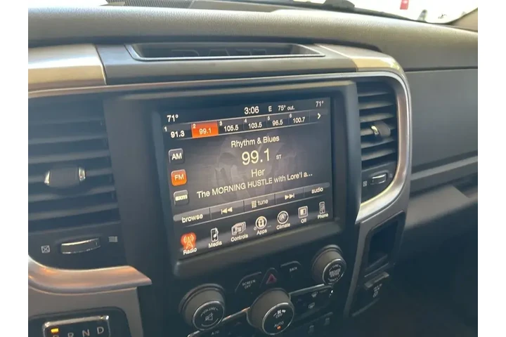 $15760 : Ram 1500 2017 4x2 Big Horn 4 image 7