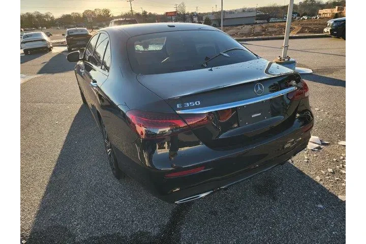 $39891 : Mercedes-Benz E-Class 2023 E image 6