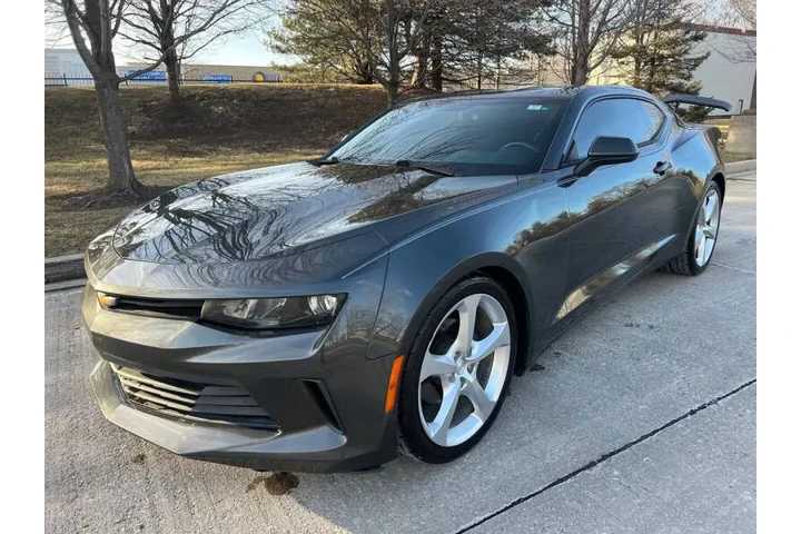 $14997 : 2017 Camaro LT image 4
