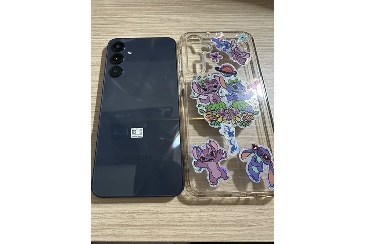 $120 : samsung a16 phone image 4