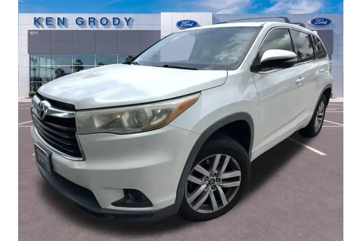 $15143 : Toyota Highlander 2016 LE 4d image 5