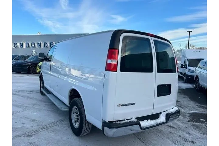 $30495 : Chevrolet Express 2024 2500 image 5