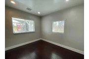 $980 : updated 2-bedroom, 1-bathroom thumbnail