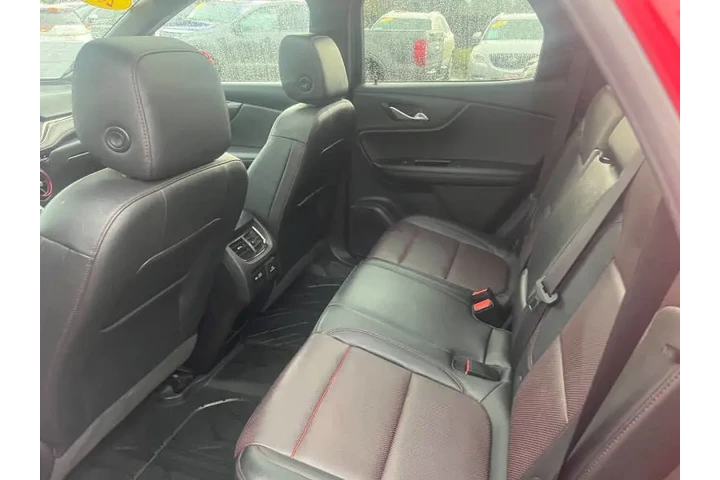 $24950 : 2019 Blazer RS image 9