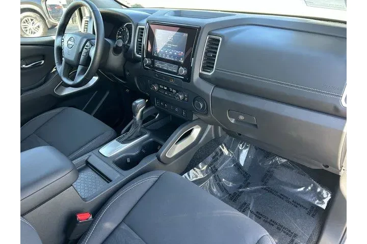 $31956 : Nissan Frontier 2023 4x2 PRO image 8