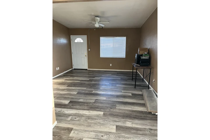 $1950 : Rento casa image 4