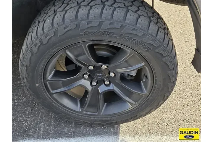 $29900 : Ram 1500 2021 4x4 Big Horn 4 image 4