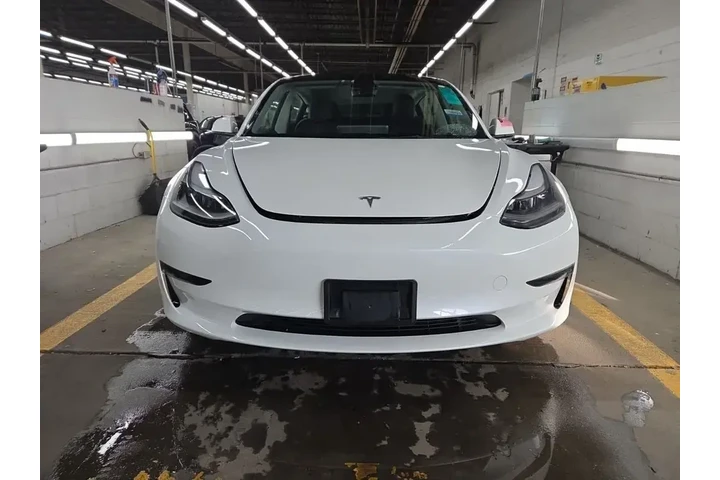 $23990 : Tesla Model 3 2023 4dr Sedan image 2