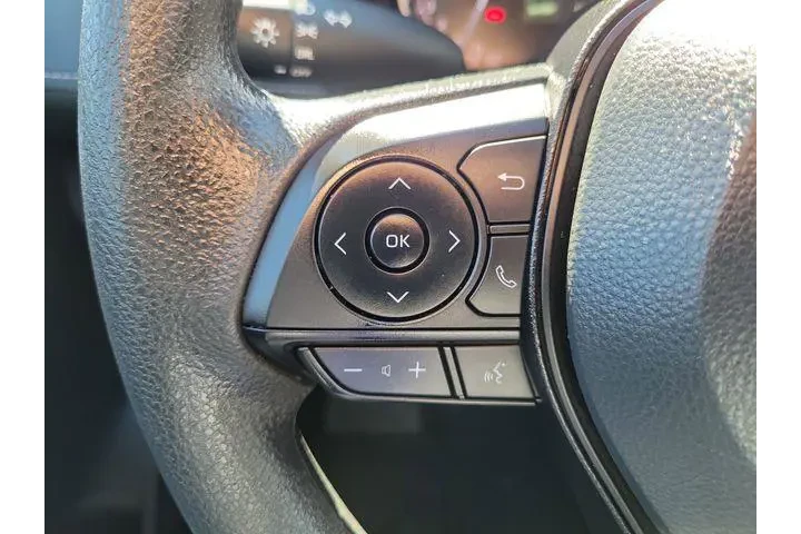 $29900 : Toyota RAV4 2024 LE 4dr SUV image 5