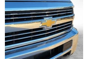 $28499 : Chevrolet Silverado 2500HD 2 thumbnail