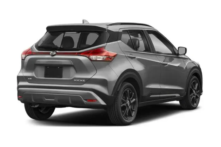 $18977 : Nissan Kicks 2024 SR 4dr Cro image 3