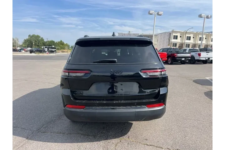 $26825 : Jeep Grand Cherokee L 2024 4 image 9