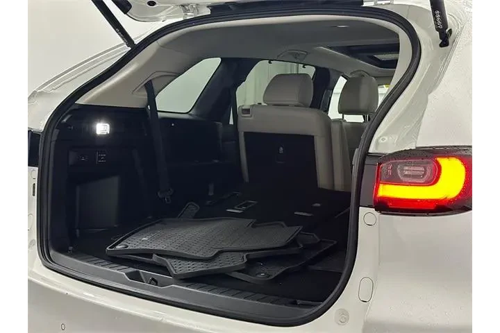 $30000 : Mazda CX-90 Plug-in Hybrid 2 image 8