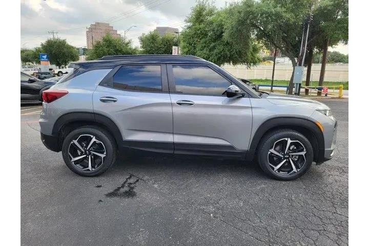 $22300 : Chevrolet Trailblazer 2023 R image 2