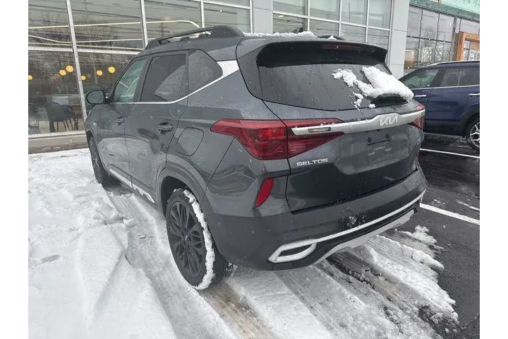 $17500 : Kia Seltos 2022 AWD Nightfal image 4