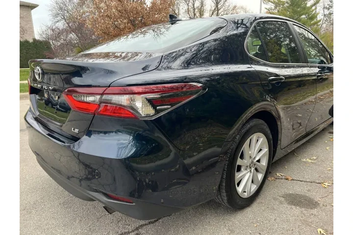 $15997 : 2021 Camry LE image 7