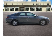 $18577 : Hyundai ELANTRA 2025 SE 4dr thumbnail