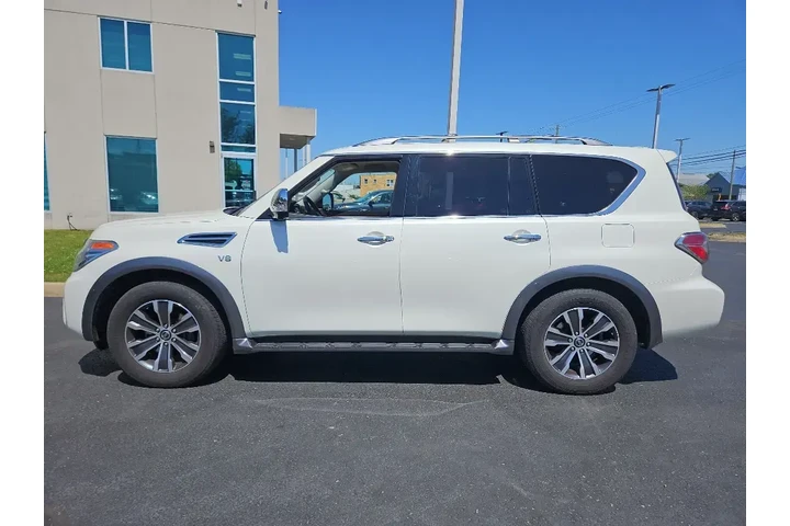 $15555 : Nissan Armada 2019 4x4 SV 4d image 3
