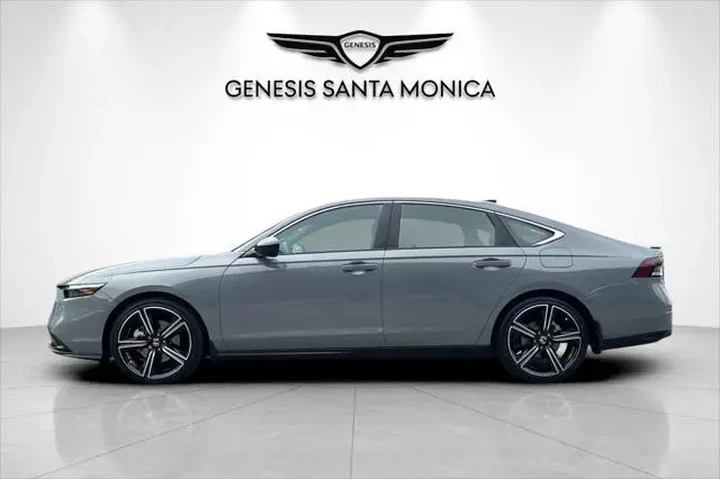 $30558 : Honda Accord Hybrid 2025 Spo image 8
